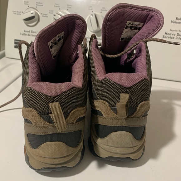 Women’s Hi-Tech hiking boots size 10 - Picture 4 of 6